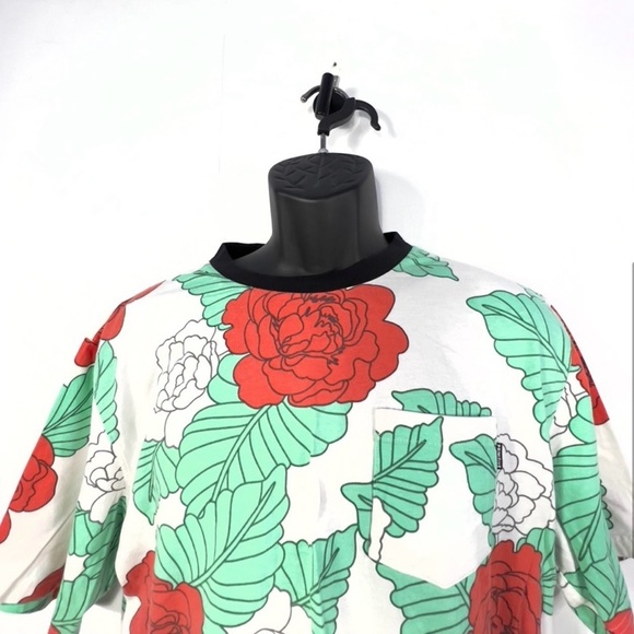 NWT Primitive White Floral Crew Tee XL - Picture 4 of 5